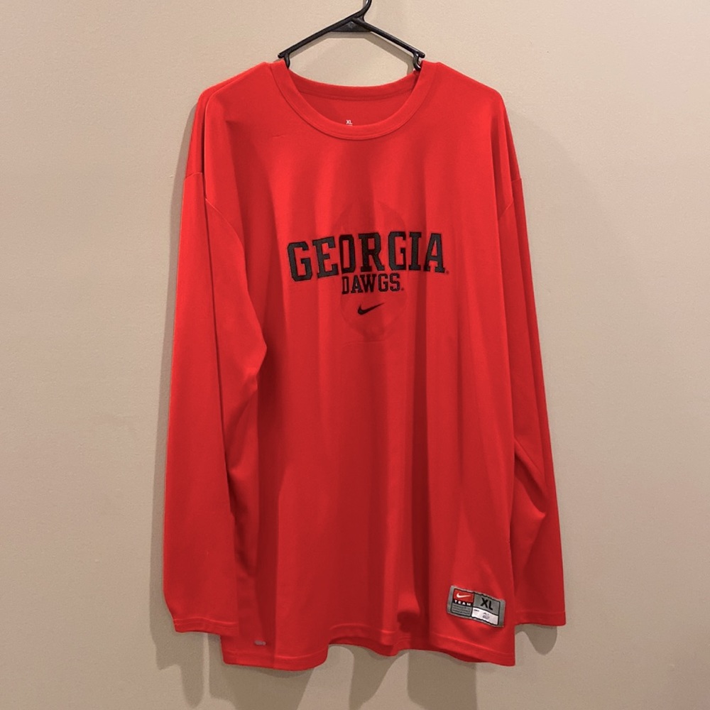 Nike Men’s University of Georgia DriFit long sleeve tee